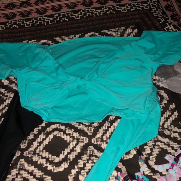 2pcs Tassel Set Skirt and Wrap Crop Infinity Top - Picture 4 of 7